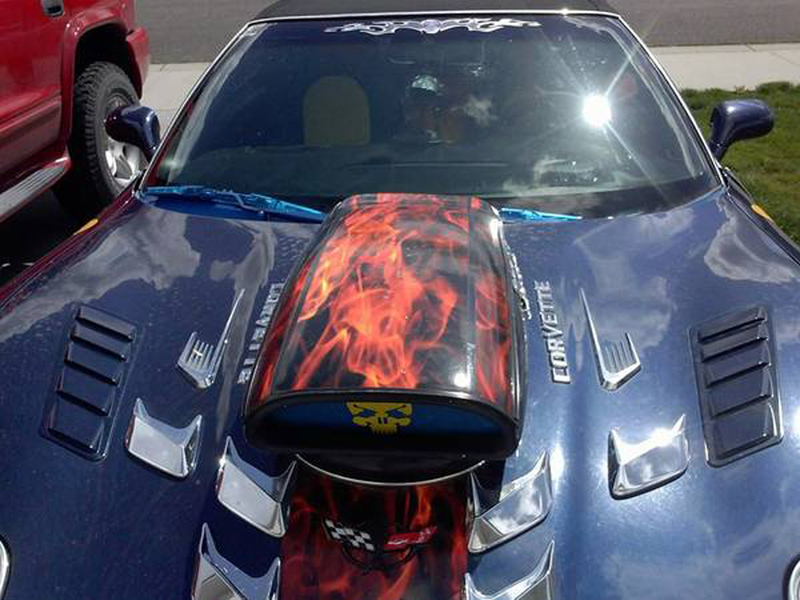 Illustration for article titled This Craigslist Corvette Is A Tragic Monster